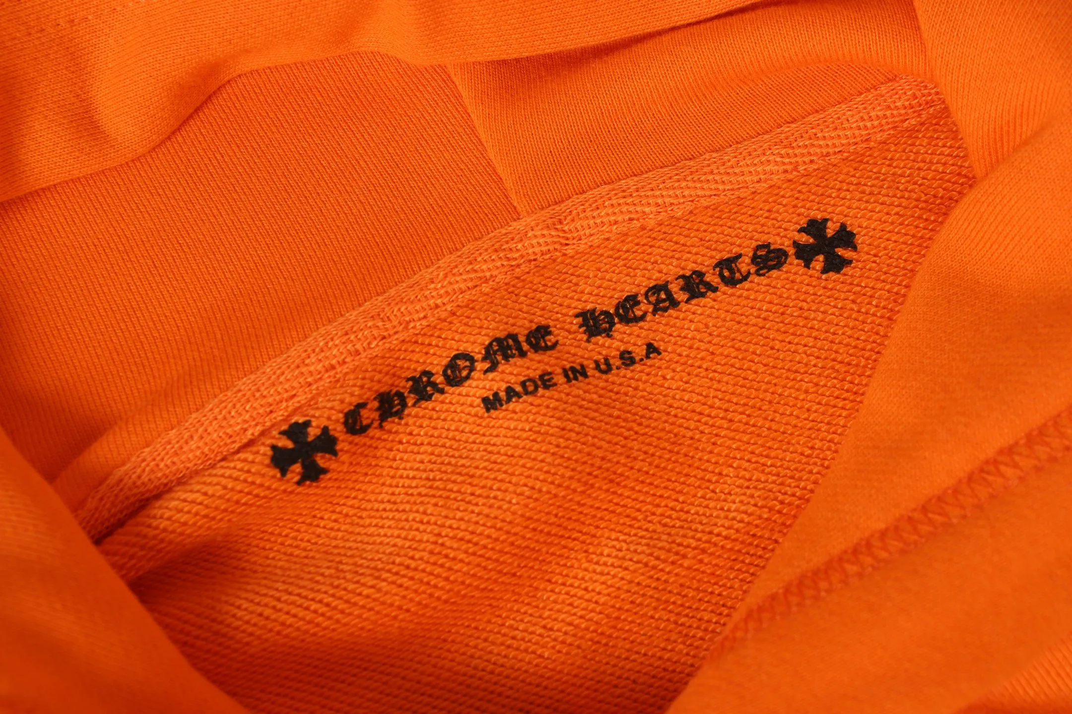 P240 #L3121 Cross-border model, please do not place an order if you pursue quality. -Chrome Hearts/Chrome Hearts Sword Printed Hooded Sweatshirt -High weight, high density and high quality. The wool is soft, delicate and skin-friendly. It feels soft and silky. It has excellent warmth and skin-friendly properties.